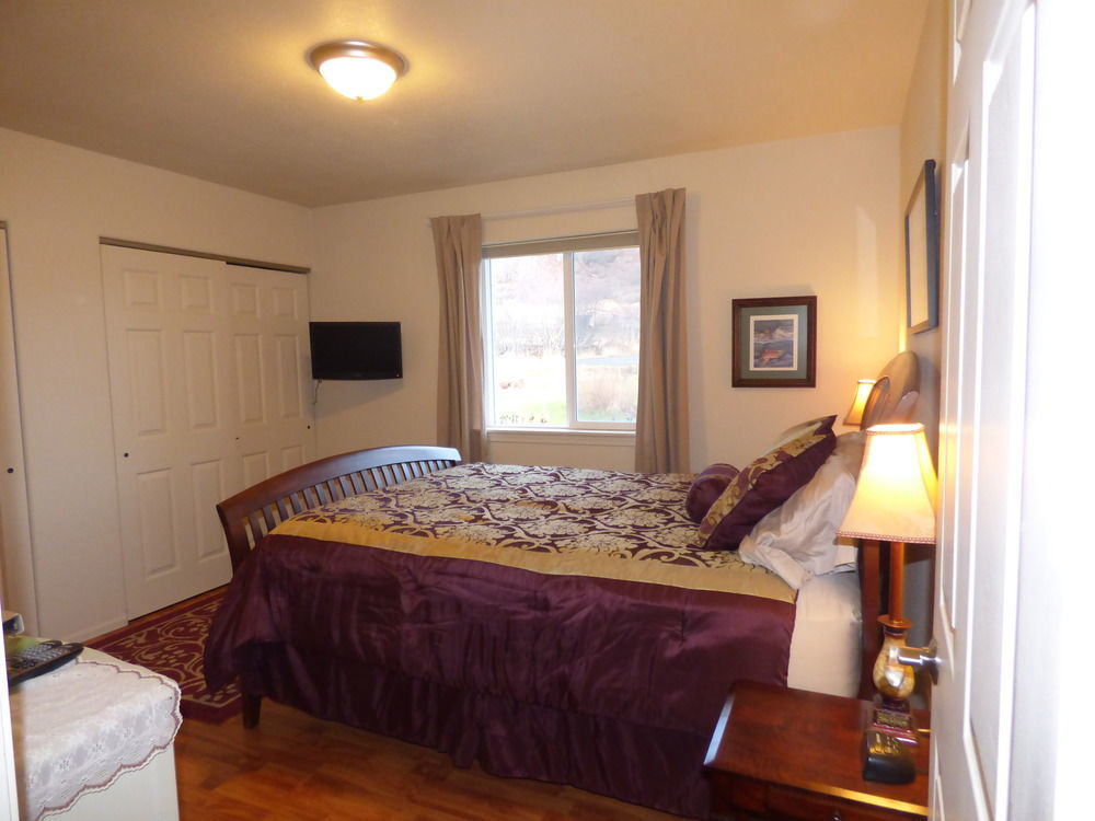 Crane'S Rest B&B Fritz Creek Экстерьер фото